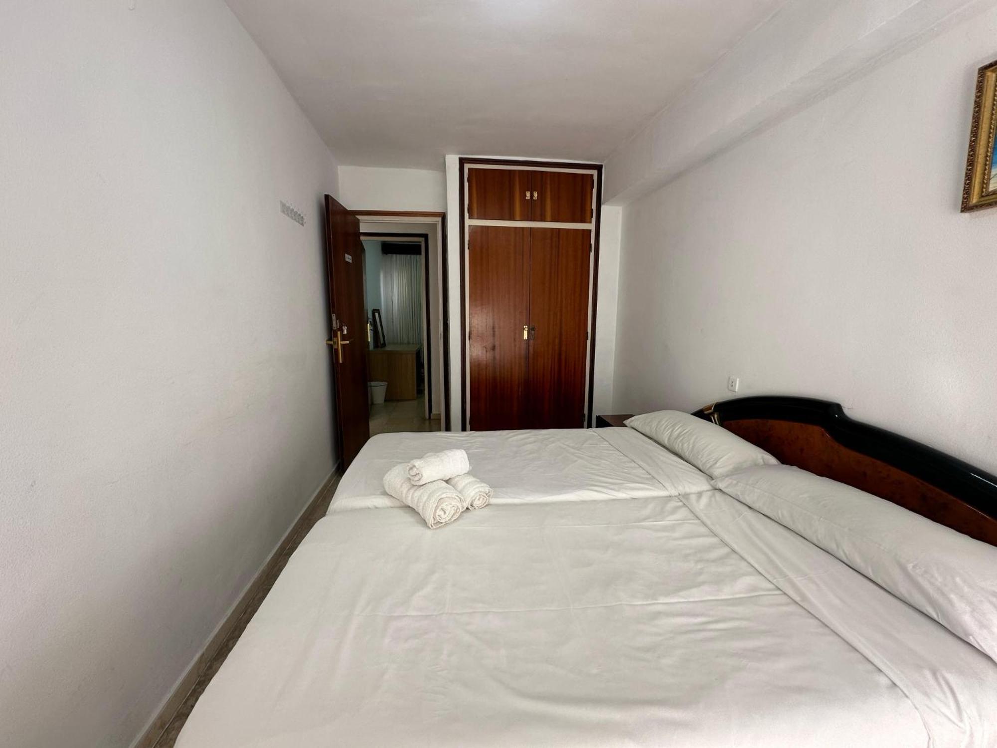 Habitacion Doble En La Victoria مالقة المظهر الخارجي الصورة